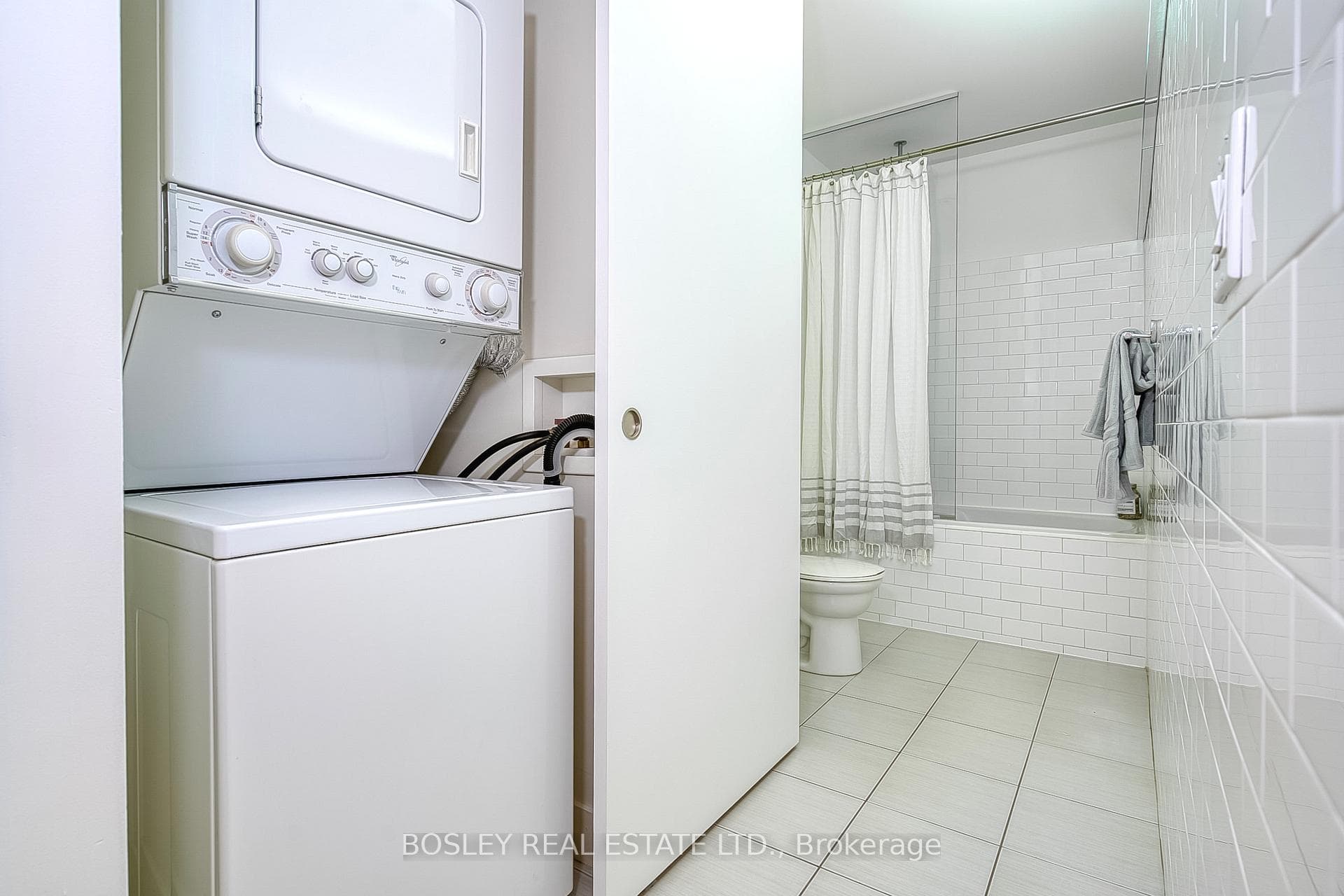 25 Ritchie Avenue Unit 106 photo 30