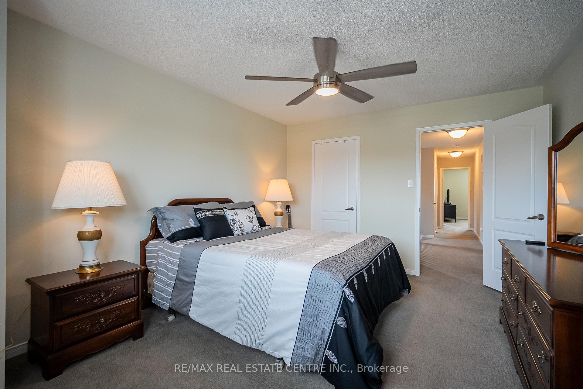 45 Culture Crescent photo 27