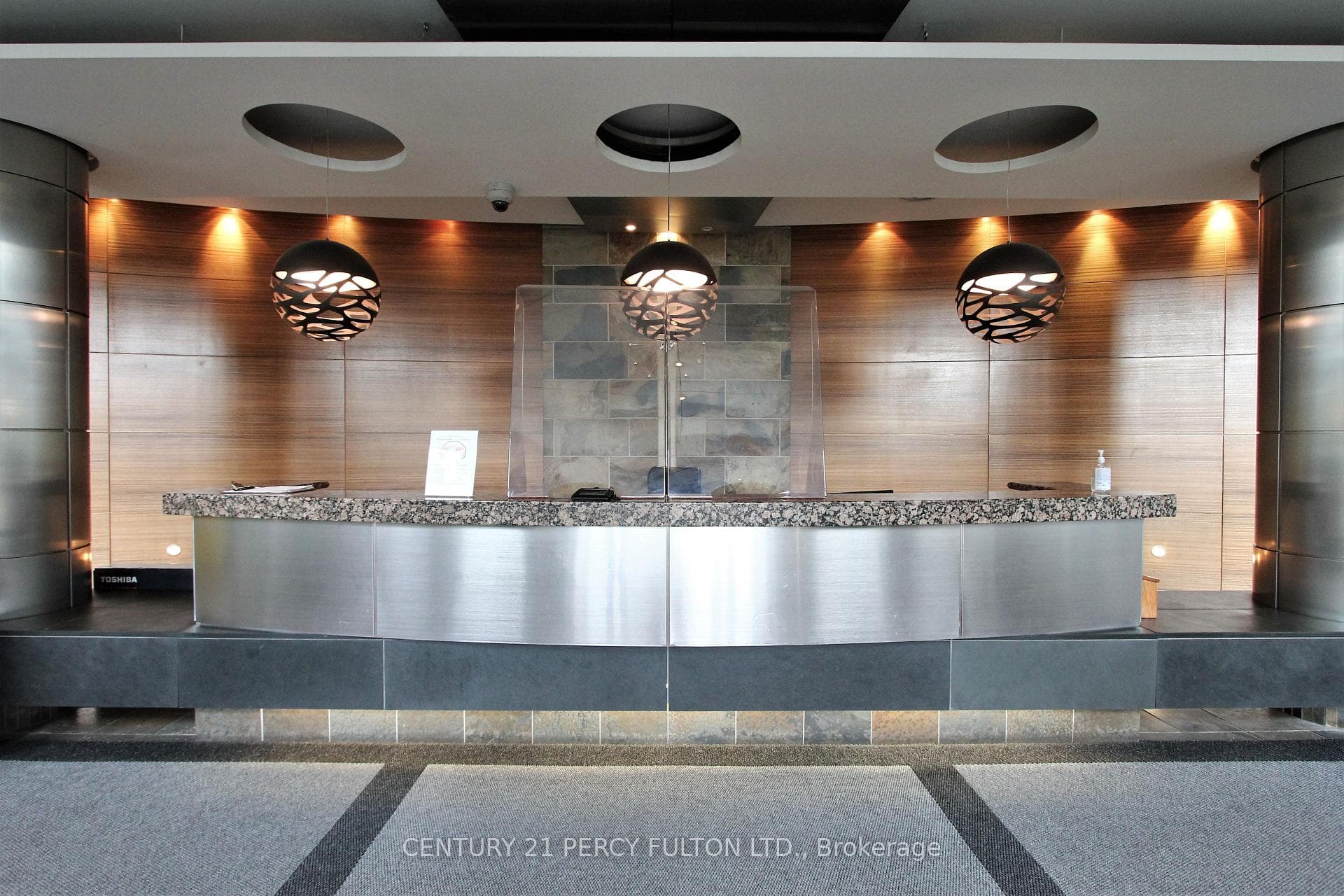 230 Queens Quay Unit 223 photo 3