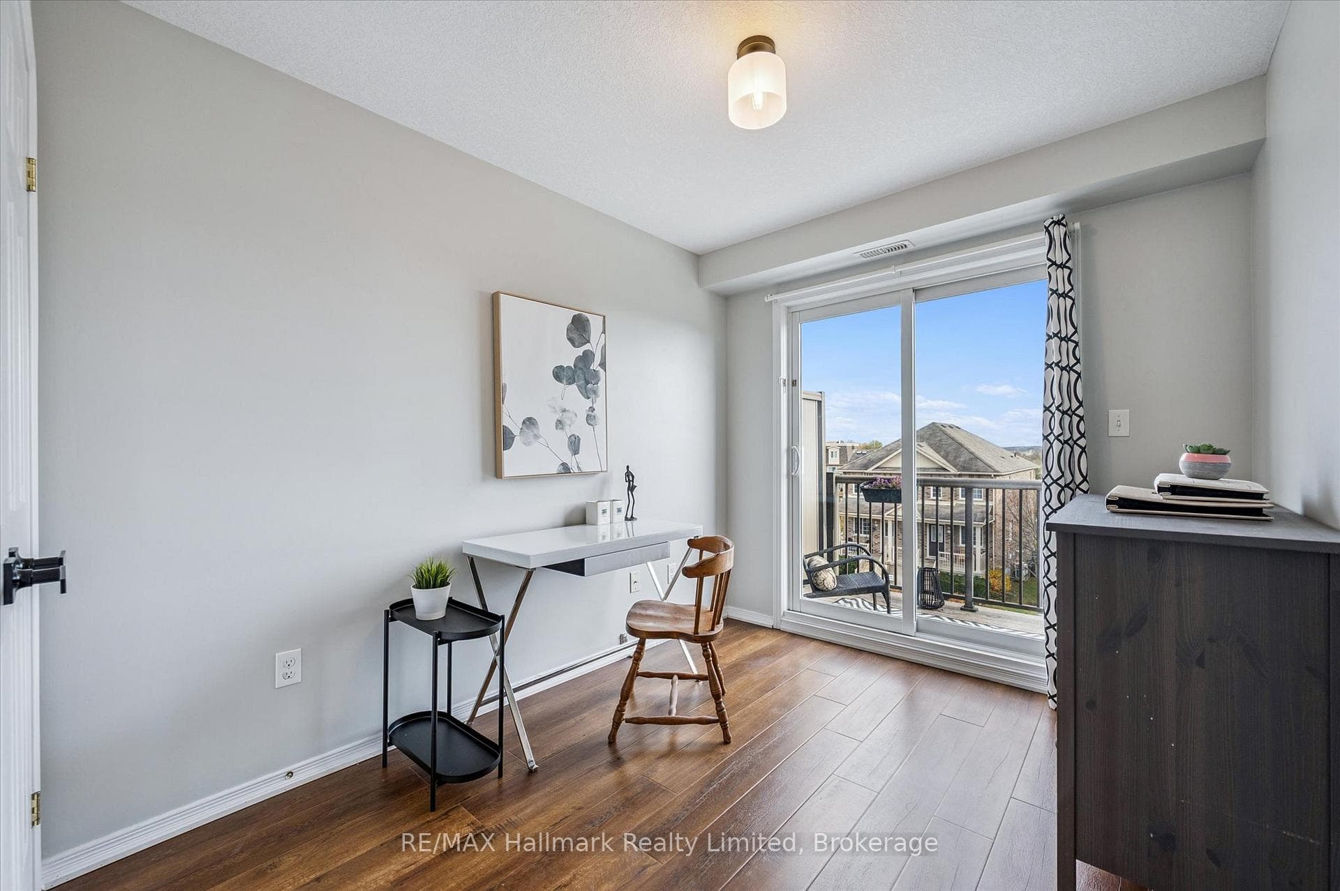 35 Mountford Drive Unit 27 photo 8