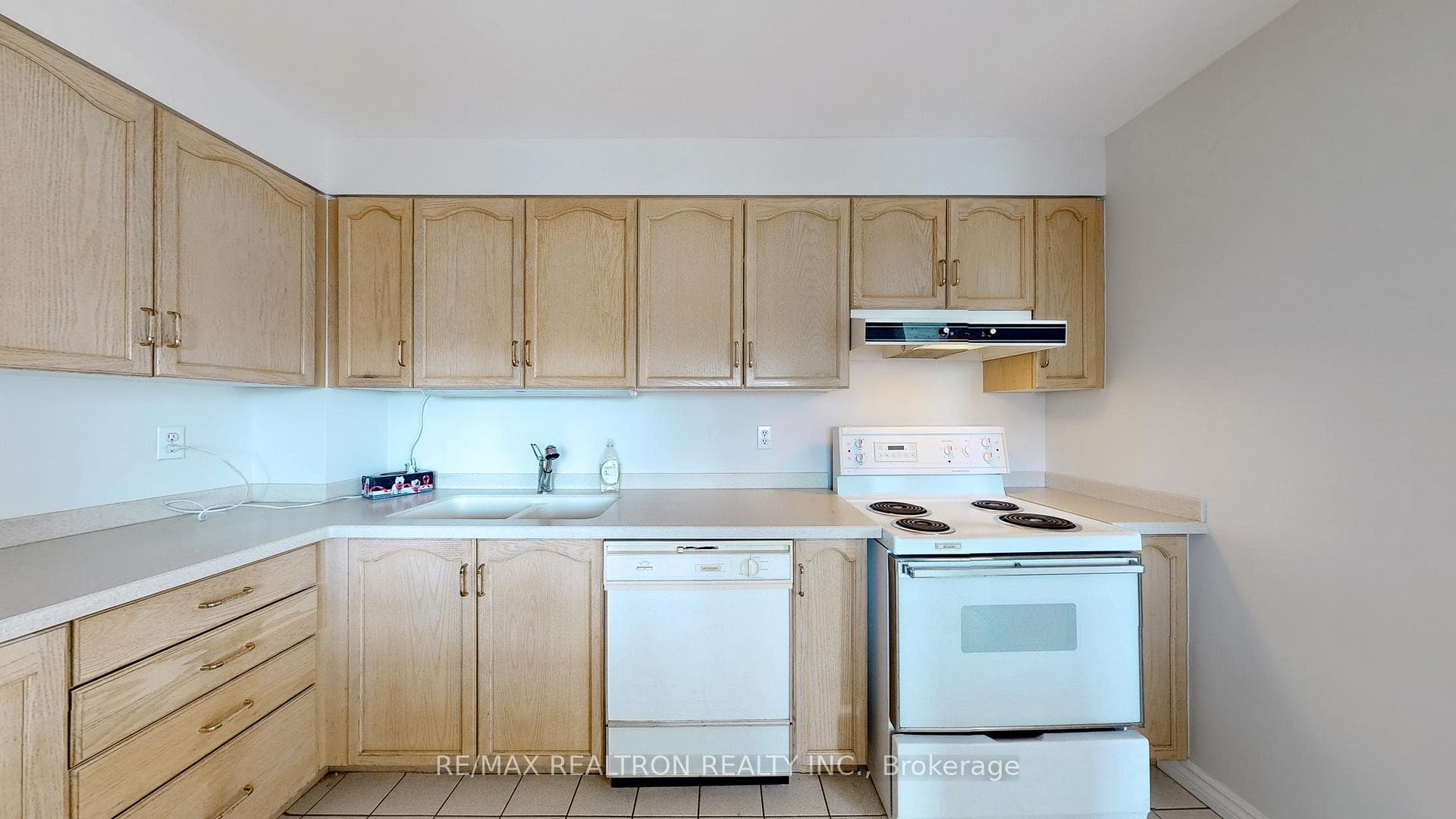 1901 Yonge Street Unit 401 photo 12