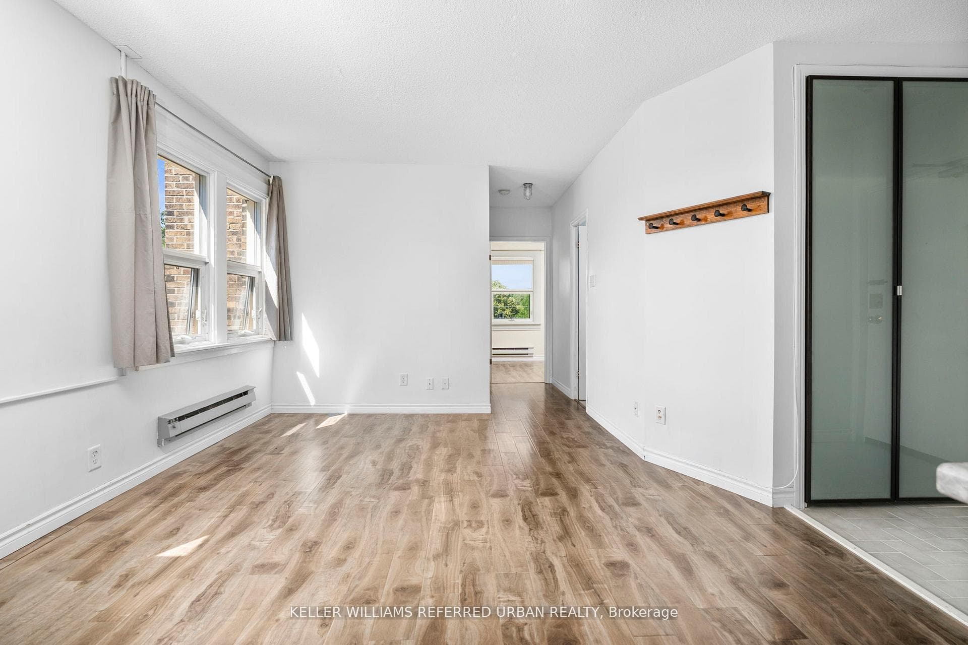 114 Vaughan Road Unit 407 photo 10