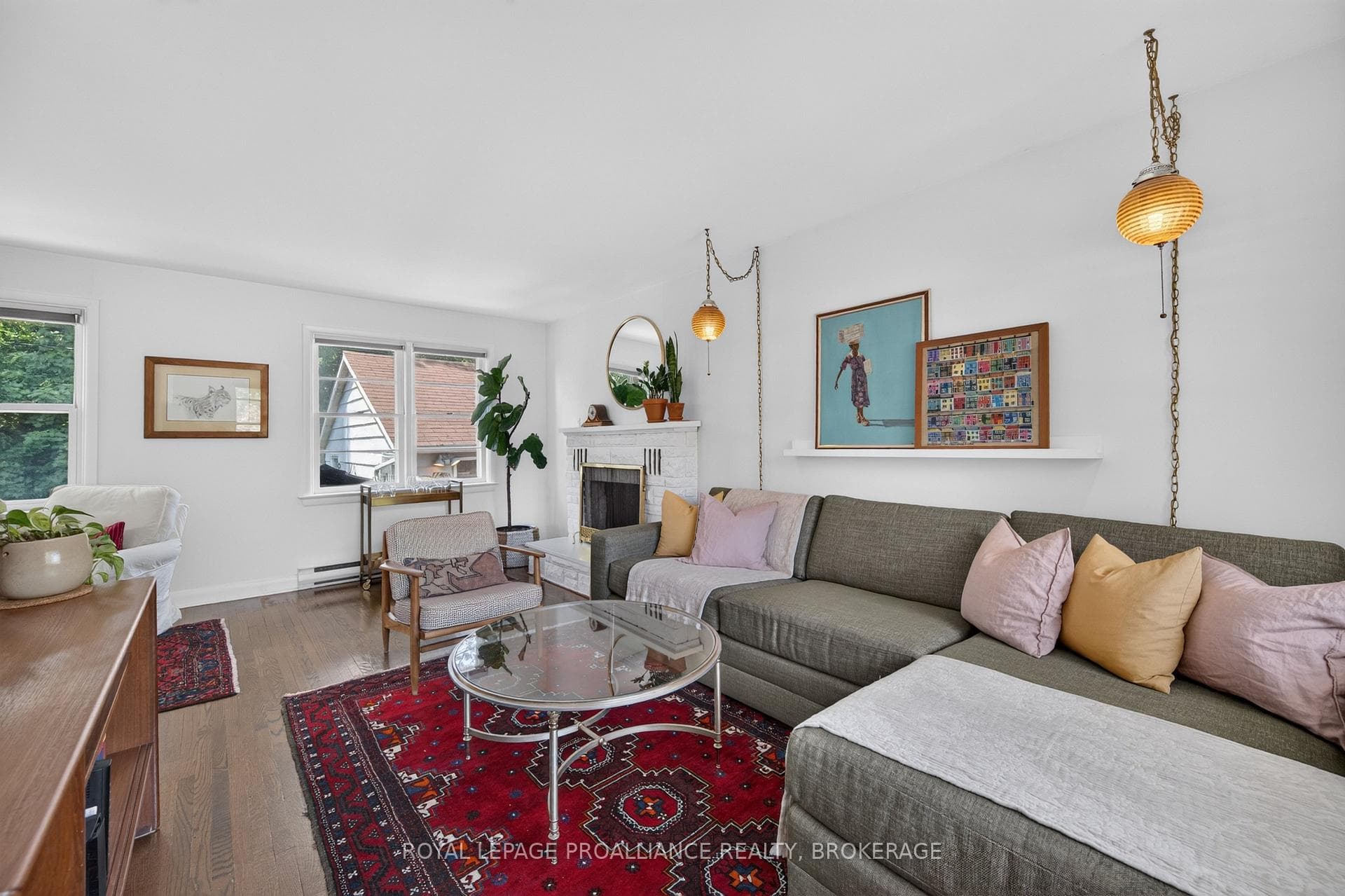 288 Yonge Street photo 12