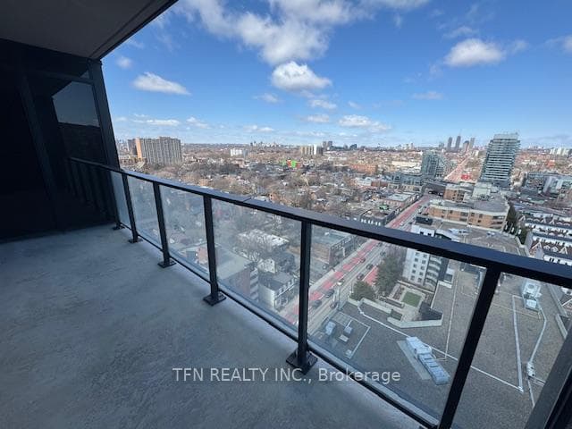 285 Dufferin Street Unit 1509 photo 14