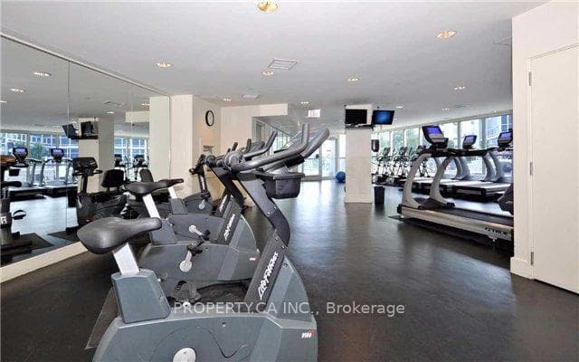 218 Queens Quay Unit 2110 photo 14