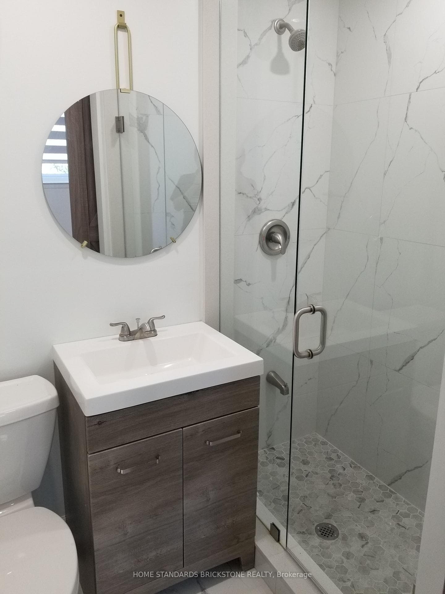 759 Bloor Street photo 18