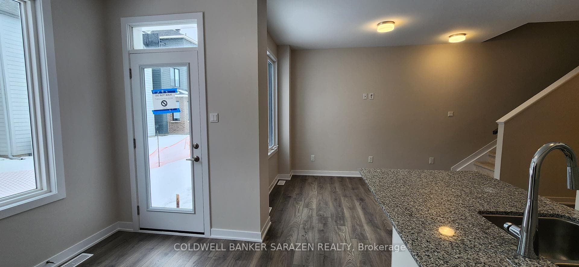 408 Les Emmerson Drive photo 6
