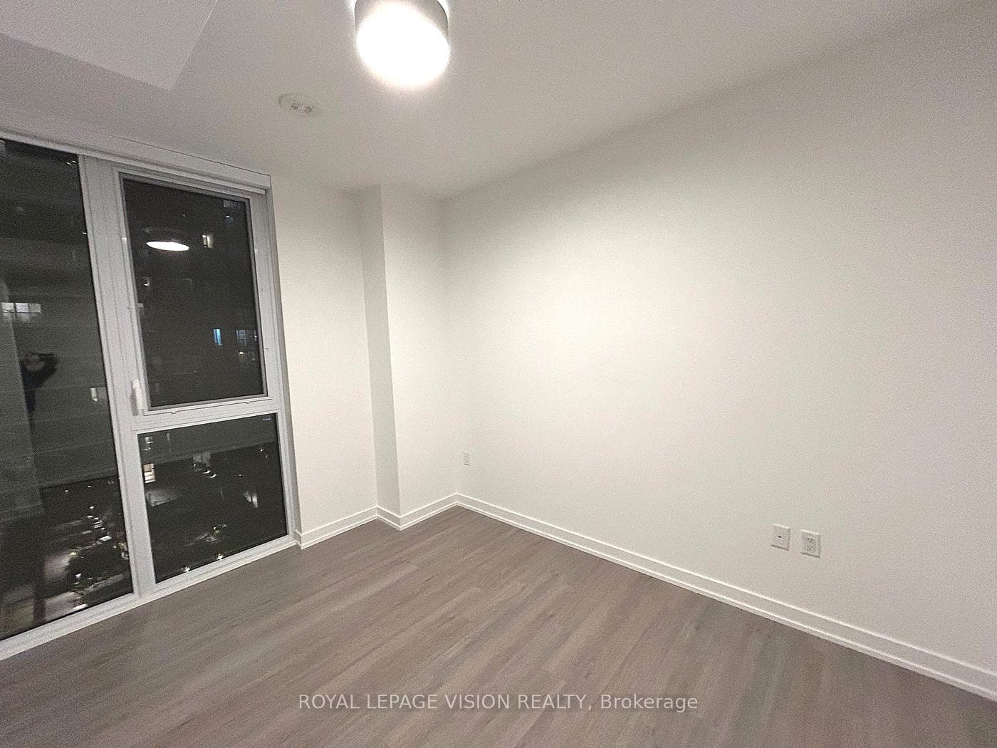 357 King Street Unit 1103 photo 6