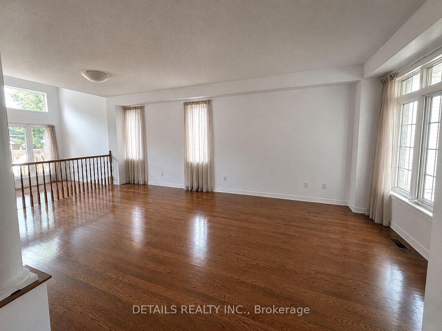 78 Deerfox Drive photo 12