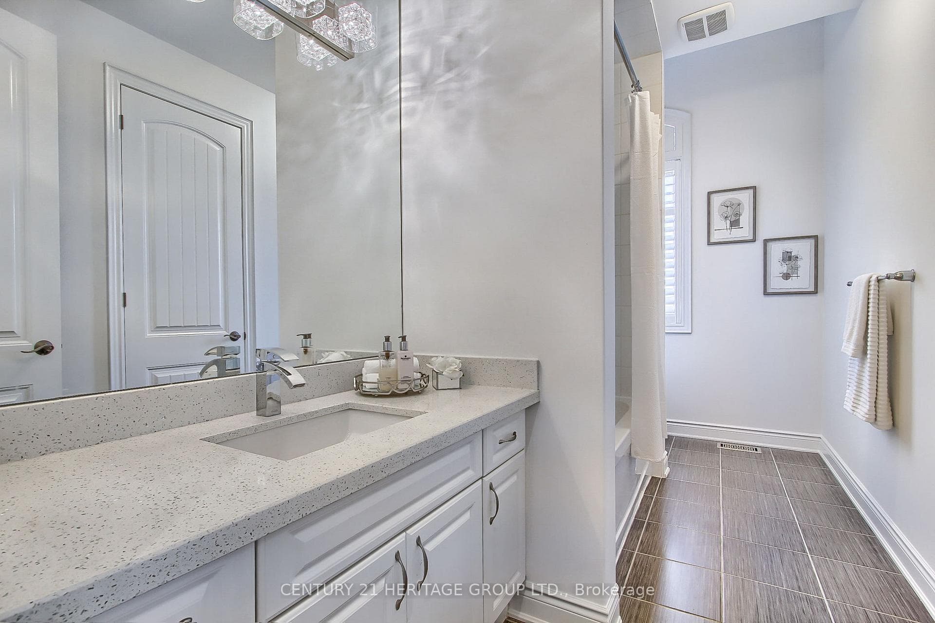 66 Thomas Phillips Drive photo 35