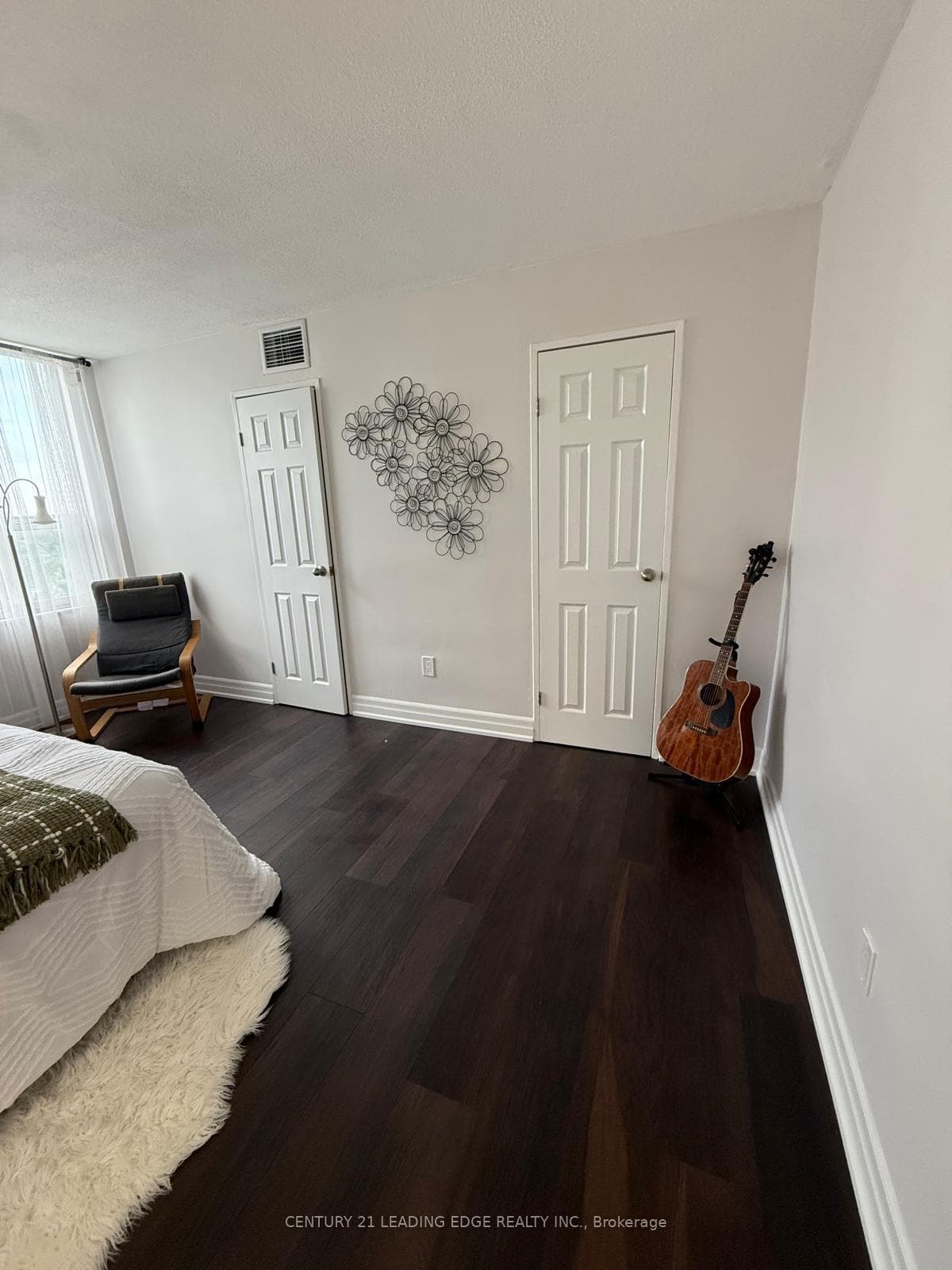 10 Edgecliff Golfway Unit 1704 photo 22