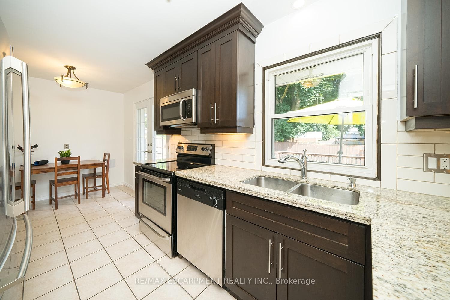 1714 Eastdowns Drive photo 10