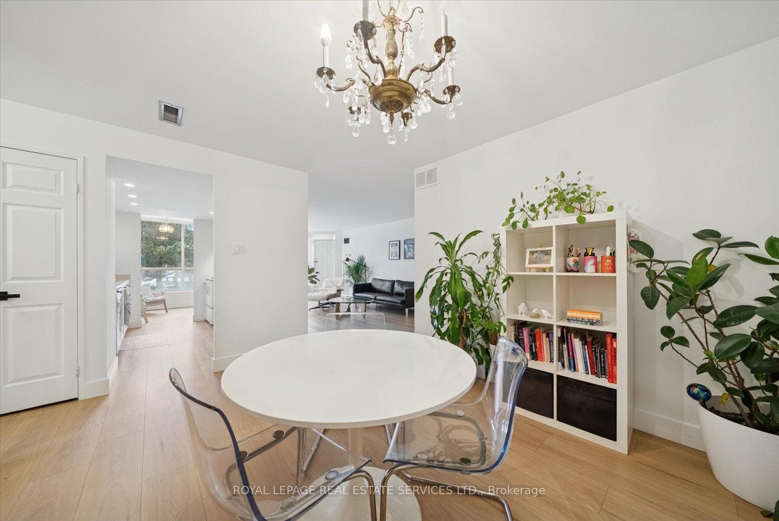 14924 Yonge Street Unit 106 photo 13