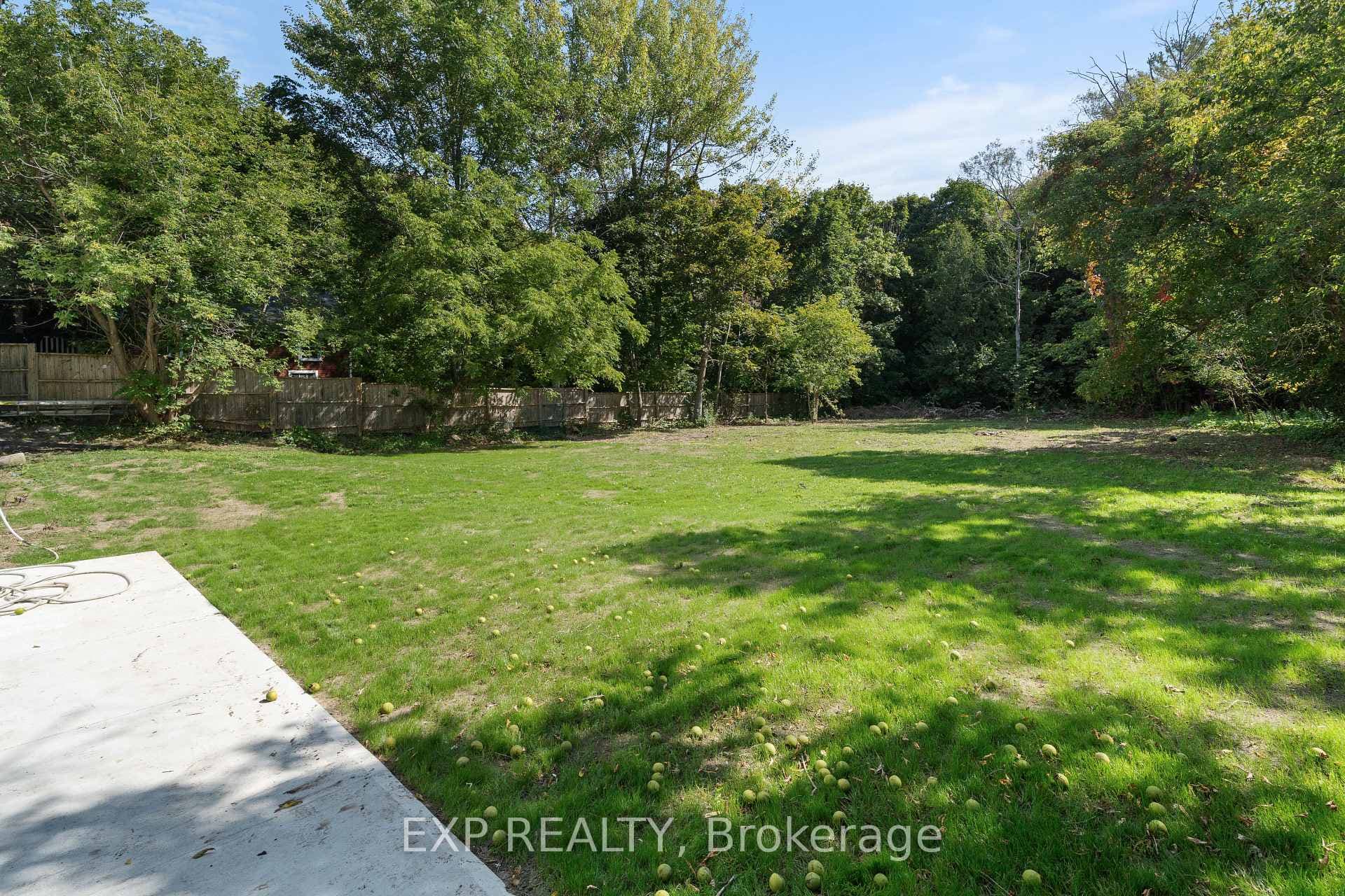 124 Colborne Street photo 5
