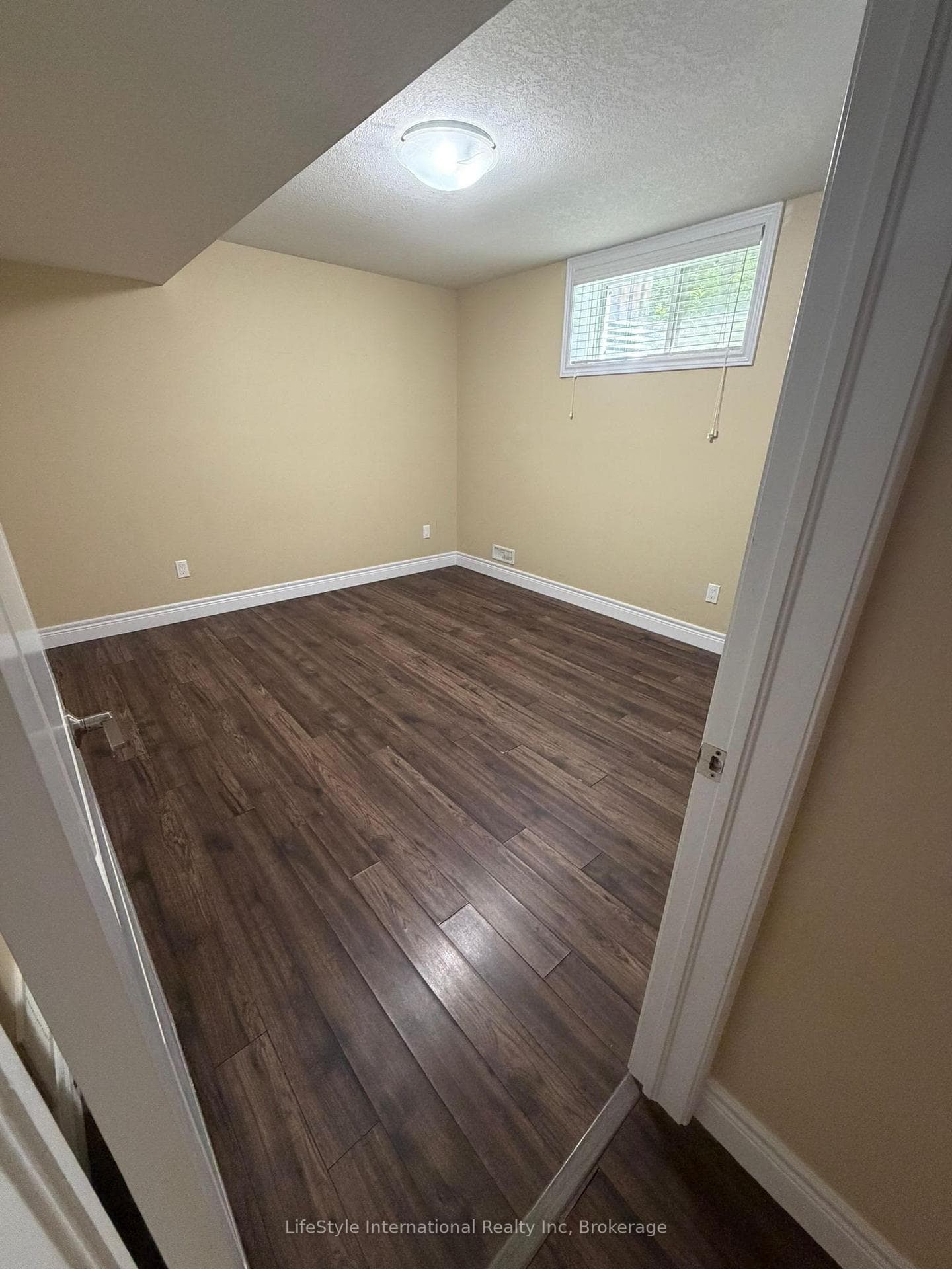 111 Dallan Drive photo 3