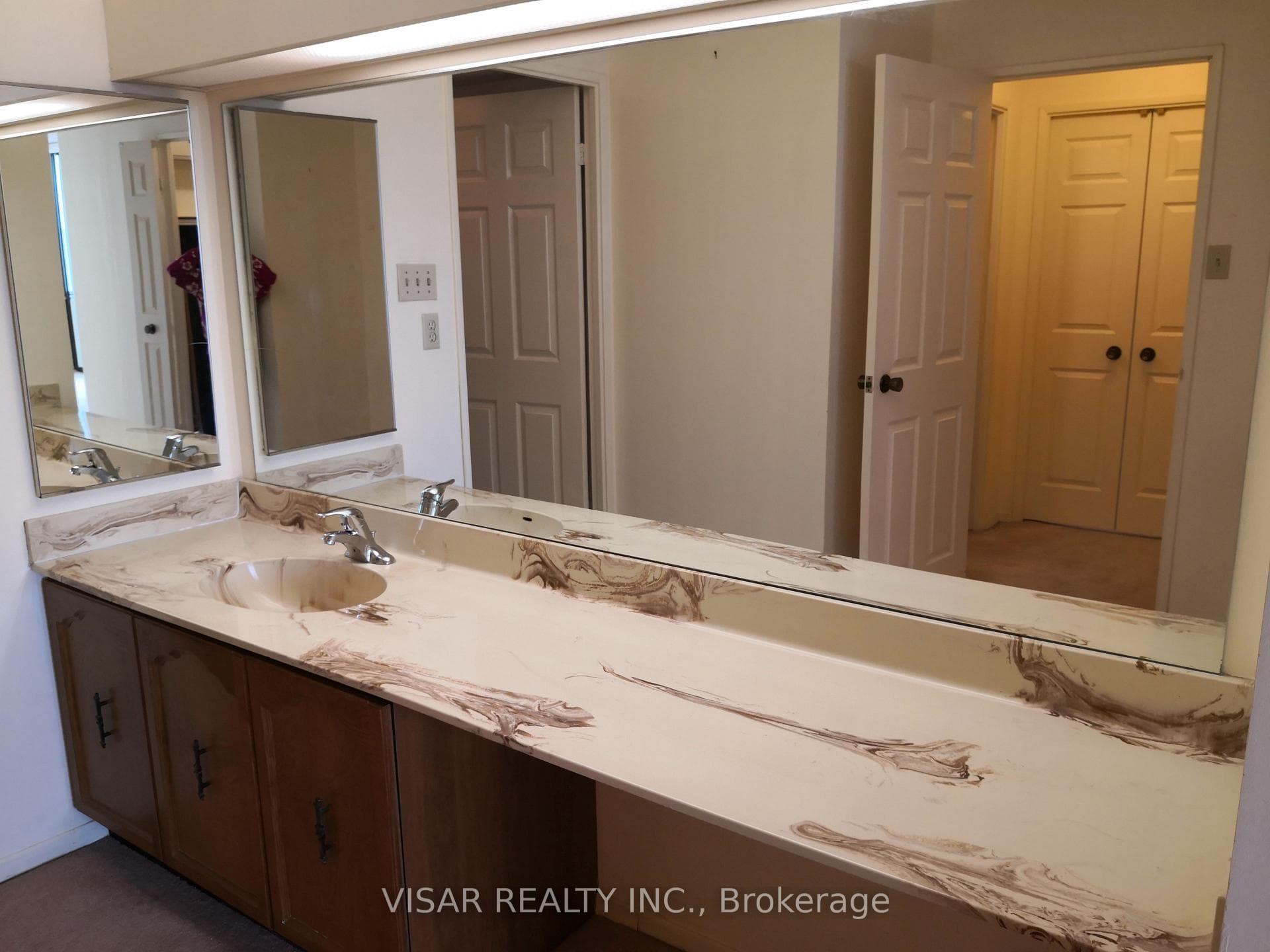 2330 Bridletowne Circle Unit 2402 (Ph02) photo 21