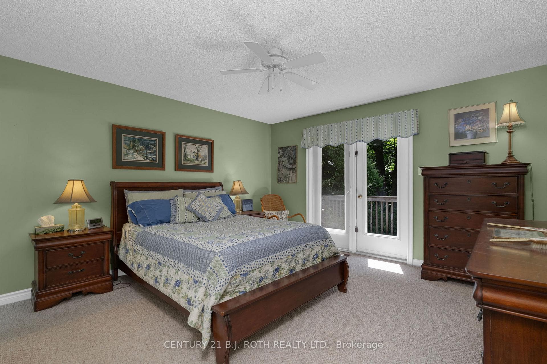 29 Layton Crescent photo 12