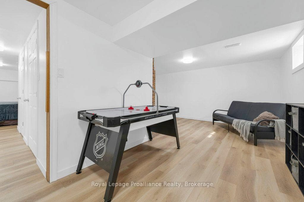 12 Cosgrove Lane photo 31