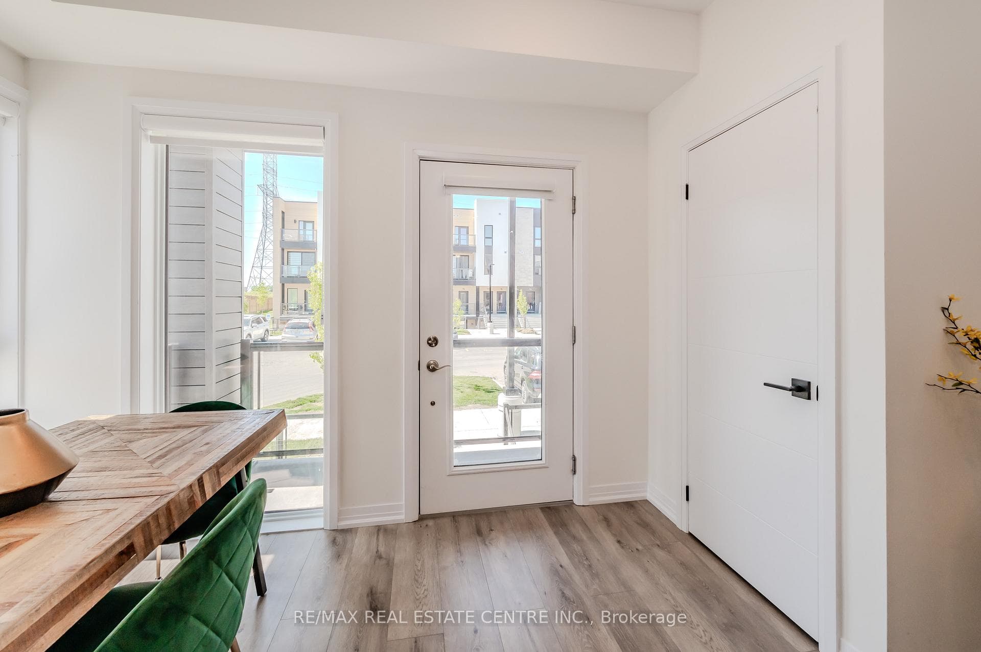 261 Woodbine Avenue Unit 70 photo 7