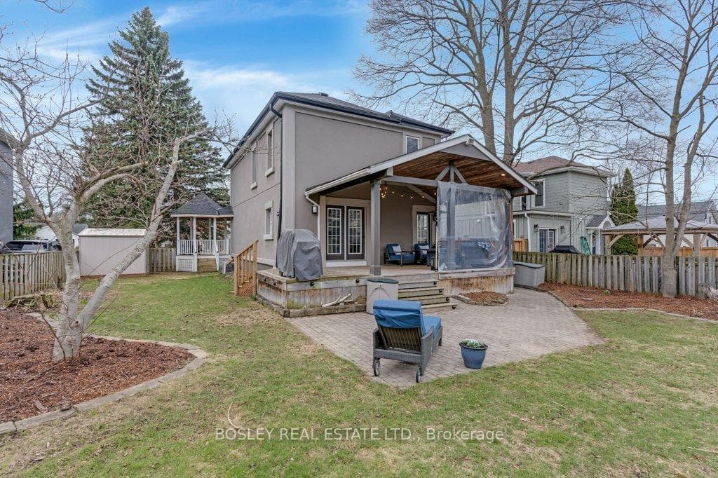 423 William Street photo 37