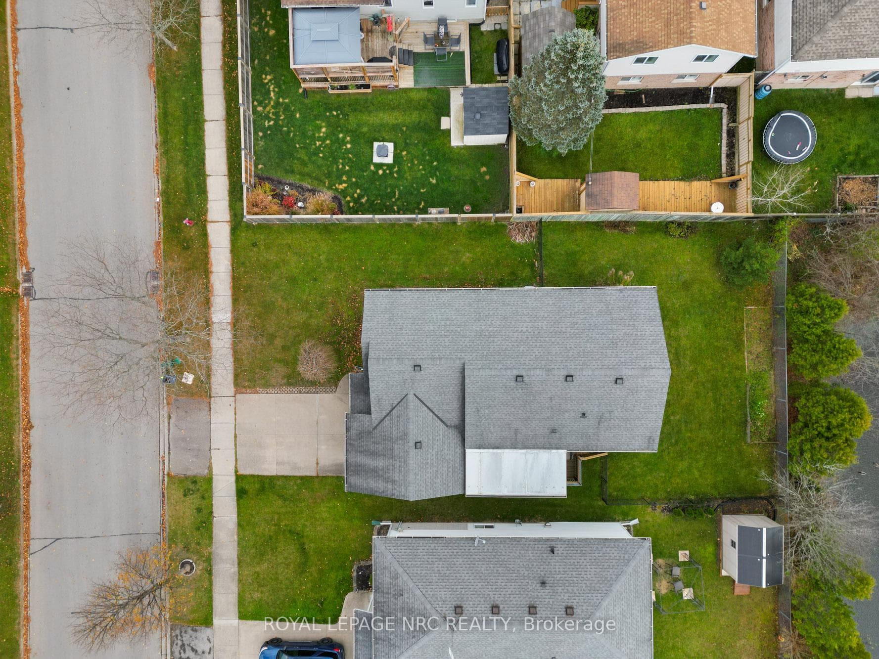 199 Balsam Street photo 9
