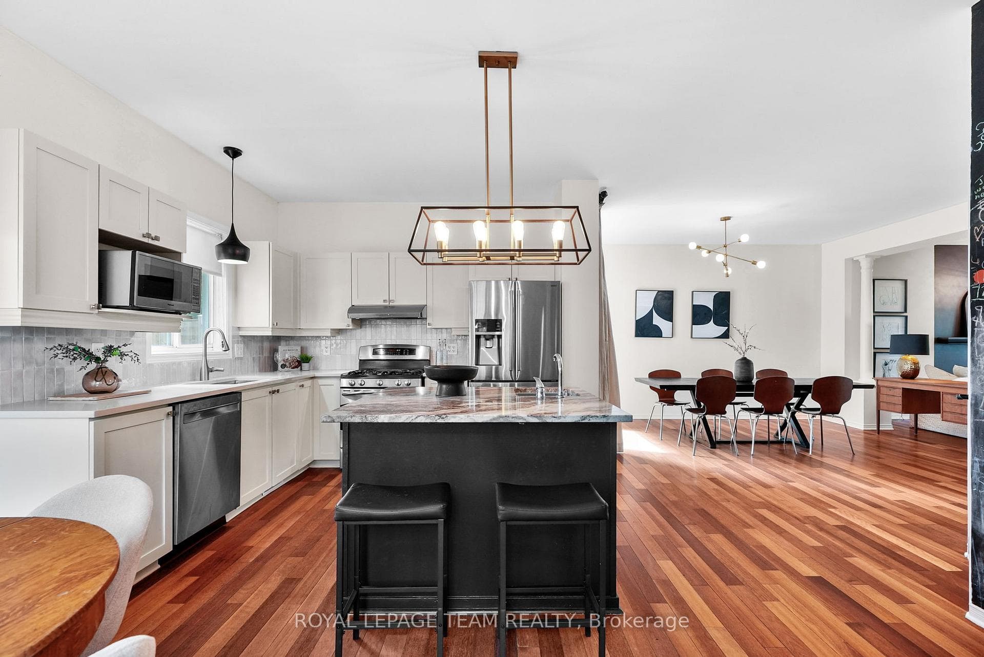 2122 Saunders Avenue photo 12