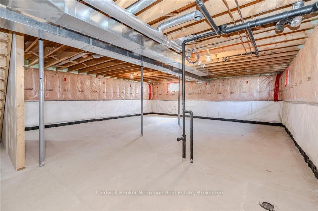 2540 Hespeler Road photo 40