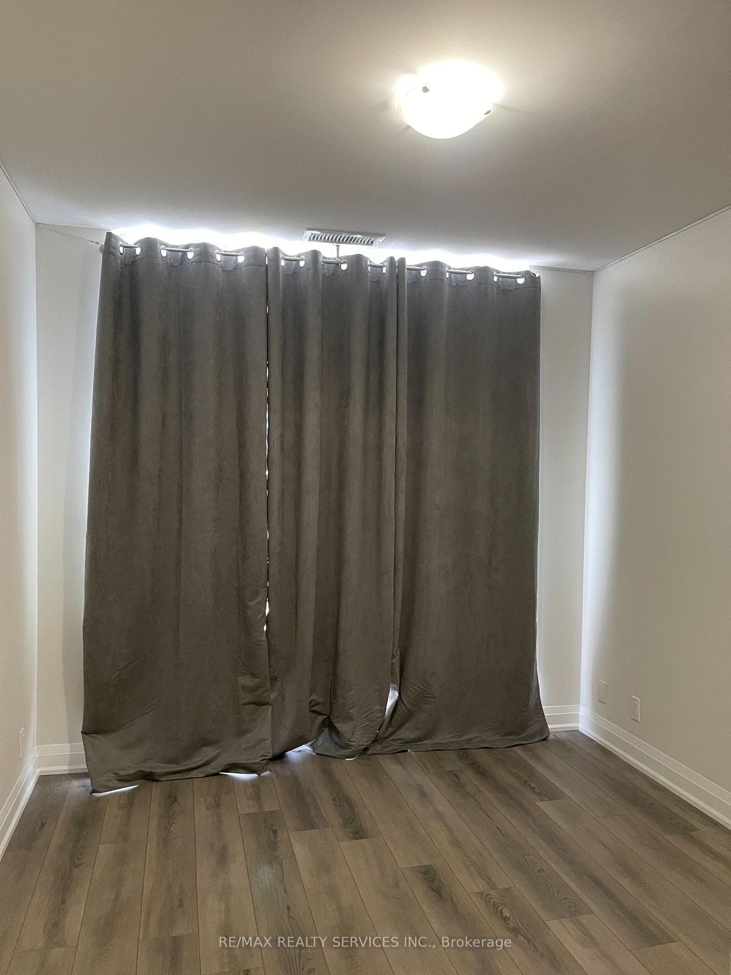 15 Lynch Street Unit 203 photo 16