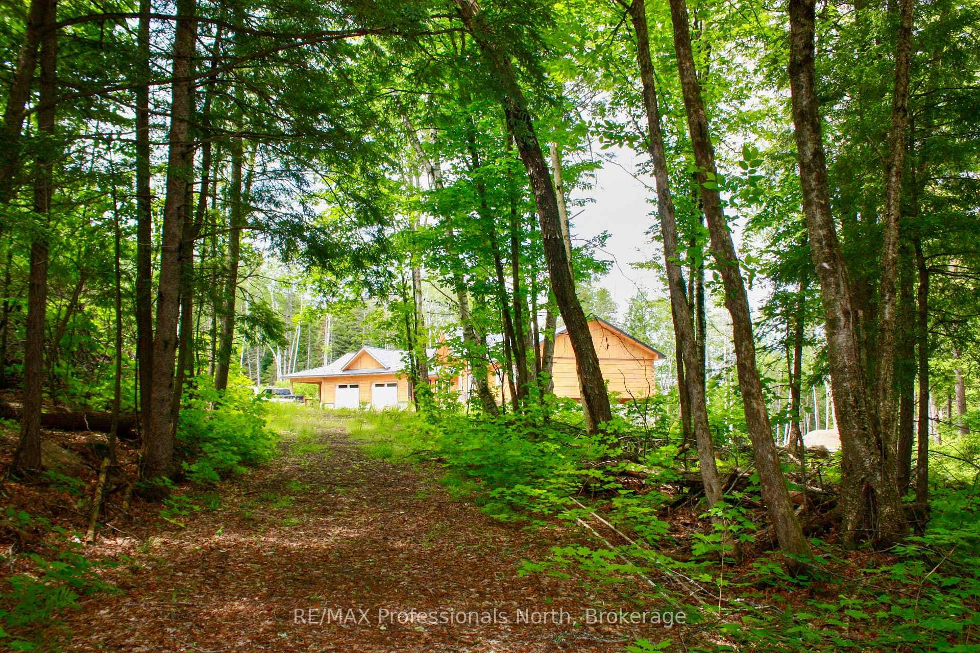 511 Brethour Road photo 41