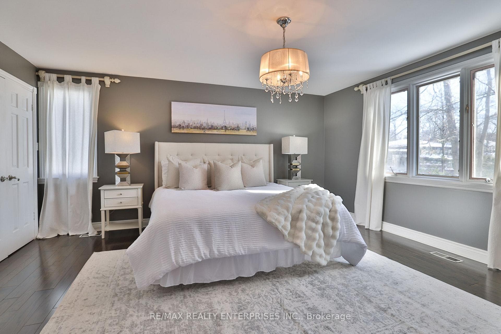 208 Mineola Road photo 23