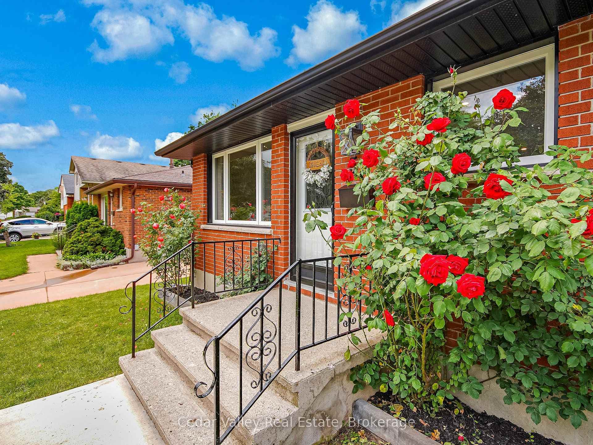 50 Scotchmere Crescent photo 8