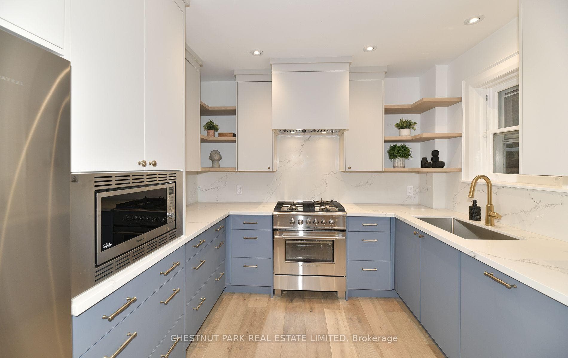 11 Rose Park Crescent Unit Main photo 8