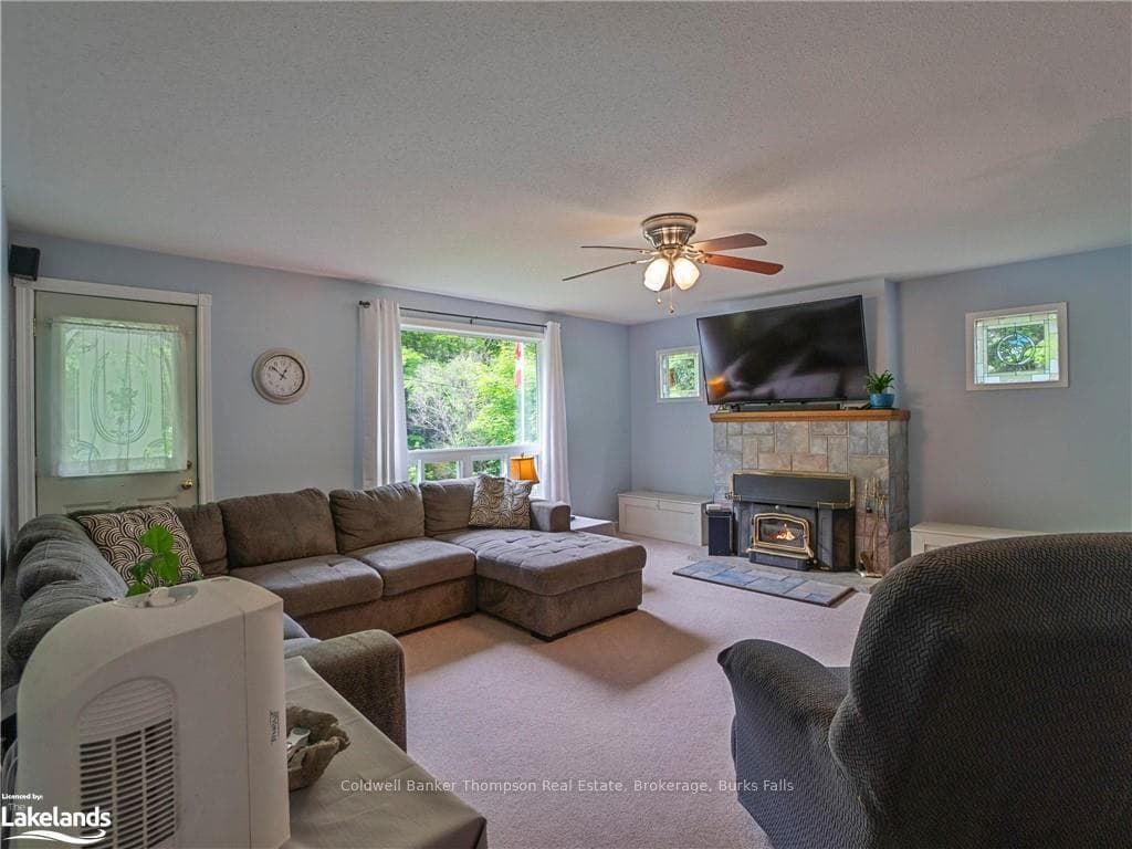 383 DOE LAKE Road photo 6