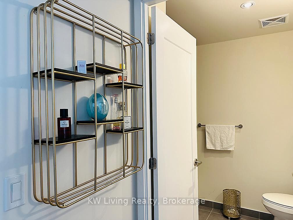 99 John Street Unit 3902 photo 14