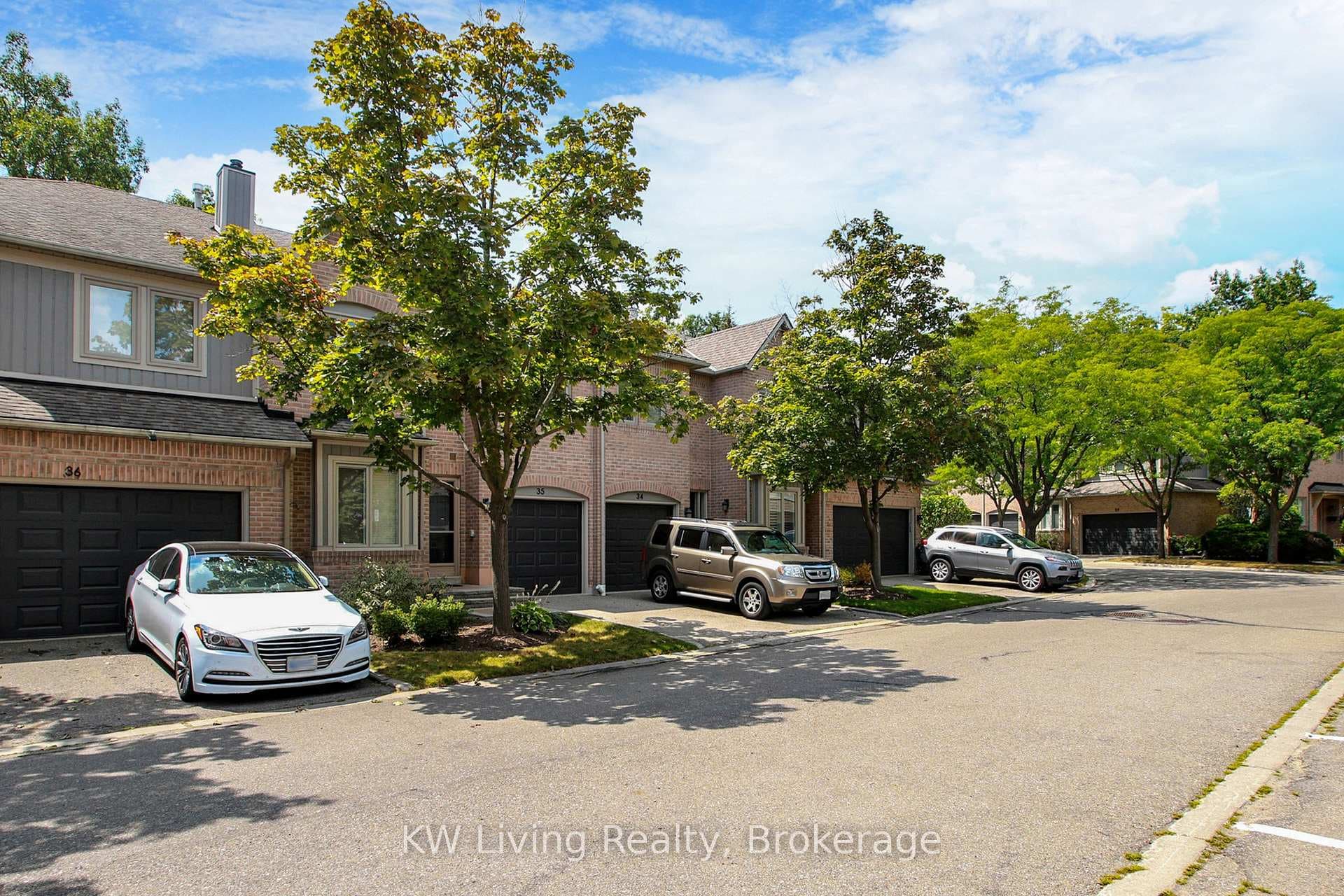 5490 Glen Erin Drive Unit 35 photo 4