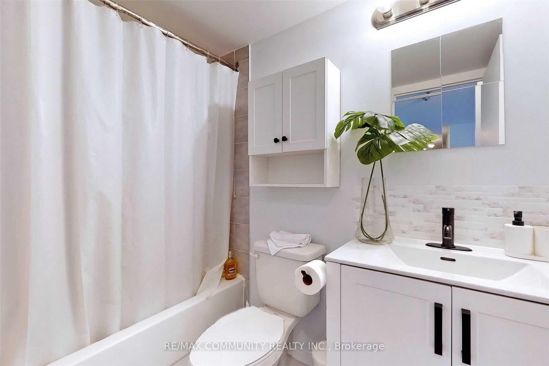145 Hillcrest Avenue Unit 1407 photo 29