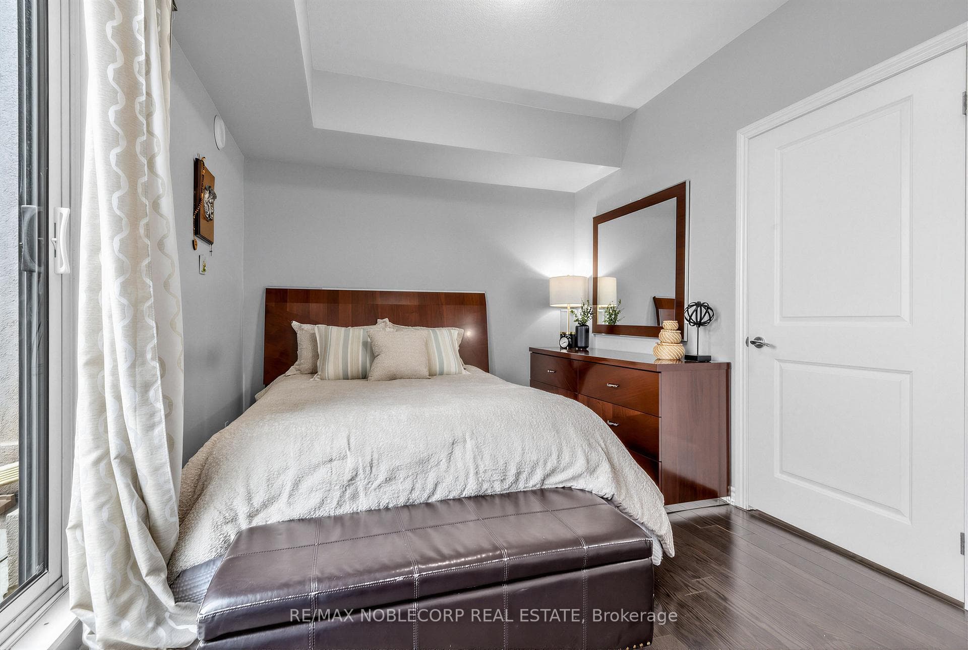 7730 Kipling Avenue Unit 610 photo 12
