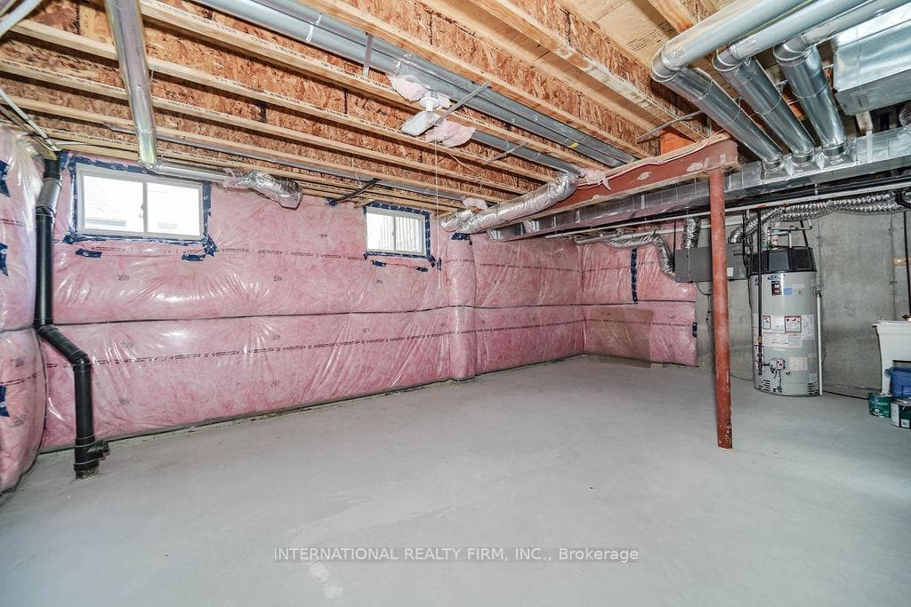 20 Hickling Lane photo 38