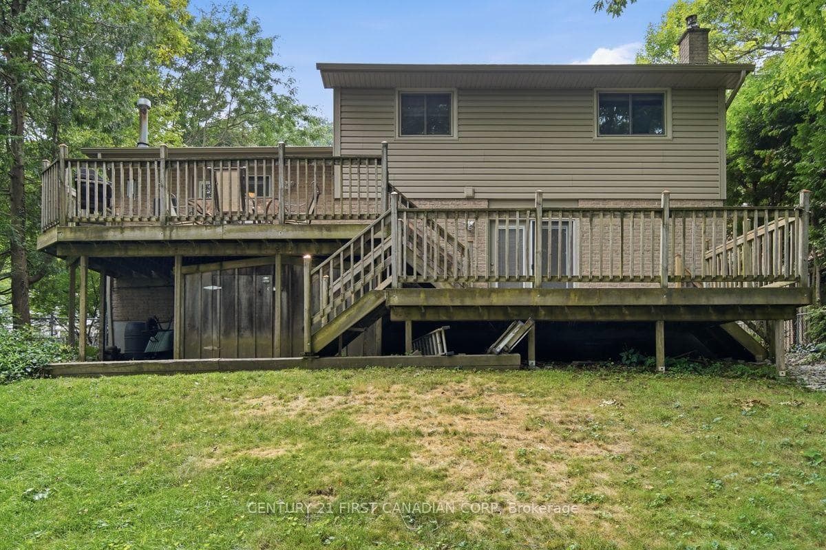 46 Ski Valley Crescent photo 28