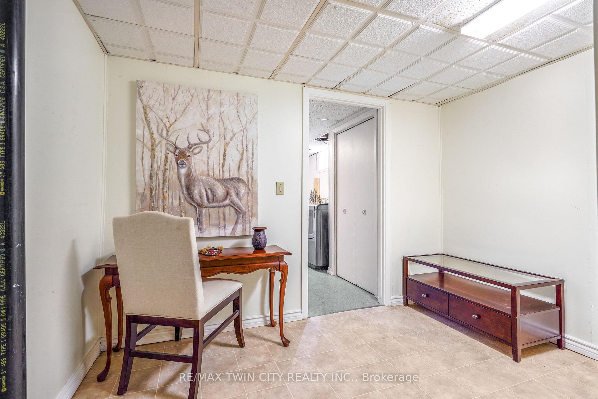 57 Ashgrove Avenue photo 34
