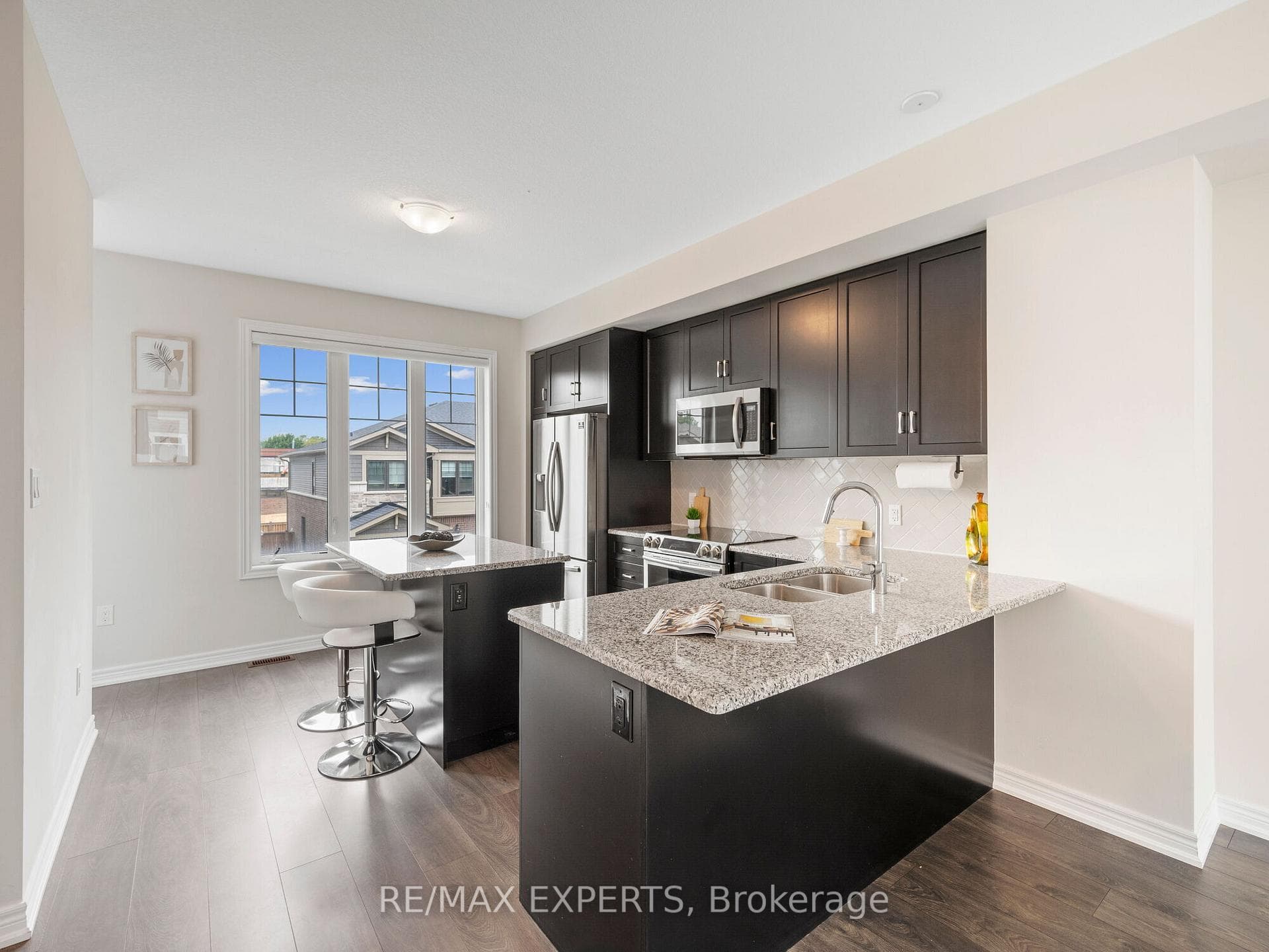 20 Hibiscus Lane photo 14