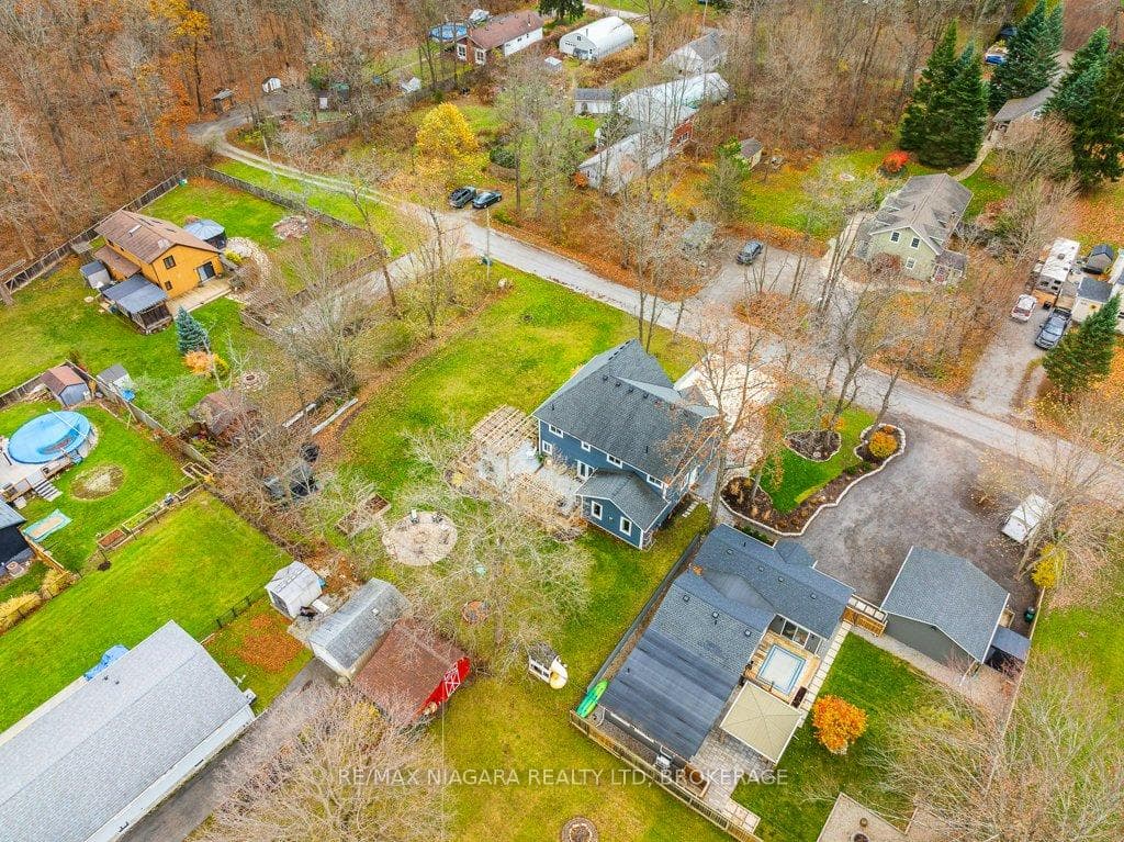 3246 Cedar Avenue photo 47