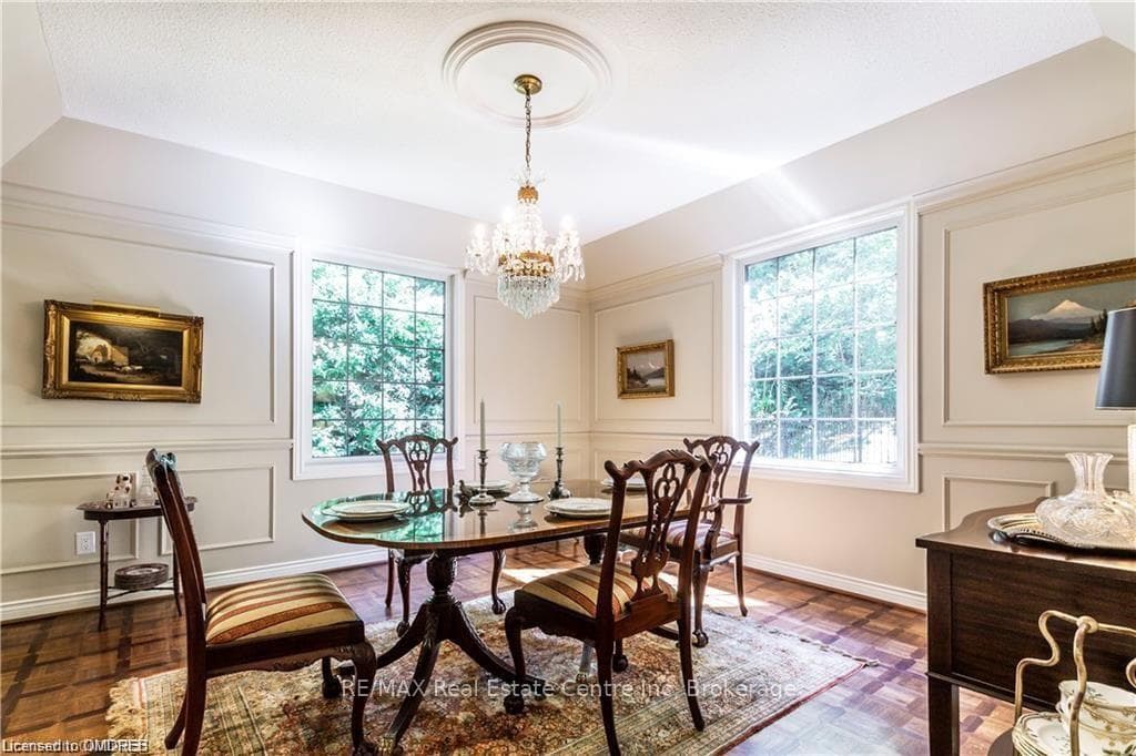 111 MCLAREN Road photo 14