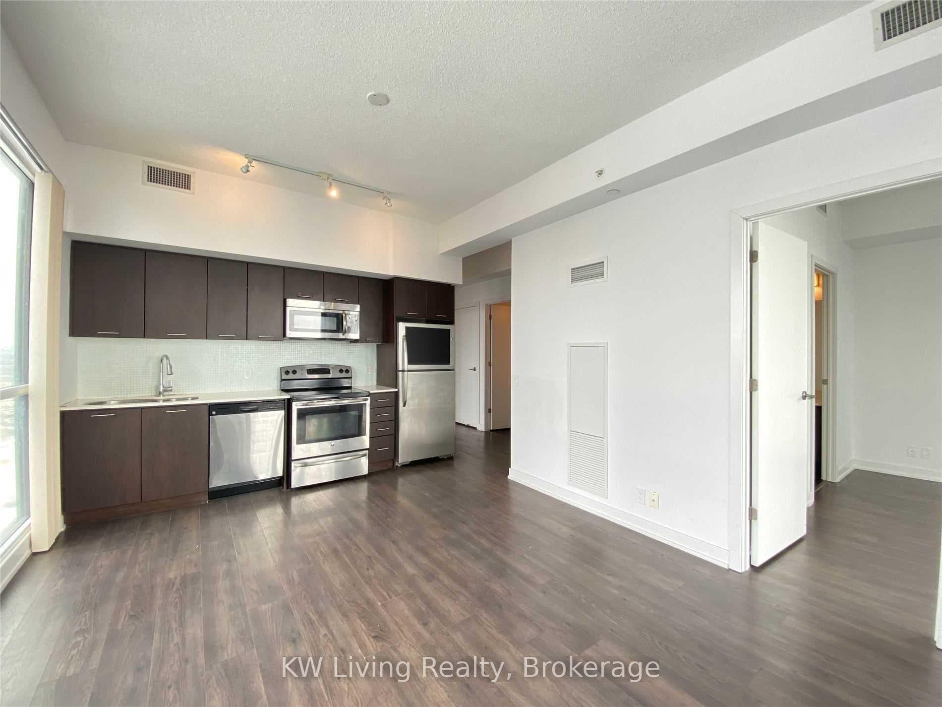 2200 Lakeshore Boulevard Unit 3004 photo 6