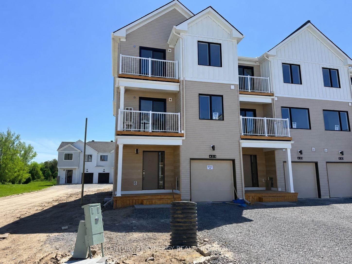 436 Patrick Street photo 1
