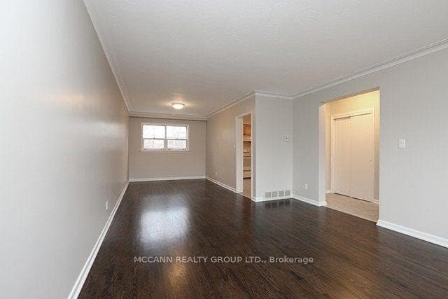 87 Bowood Avenue photo 3