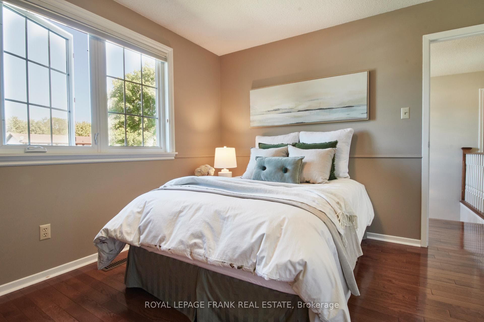 62 Chester Crescent photo 26