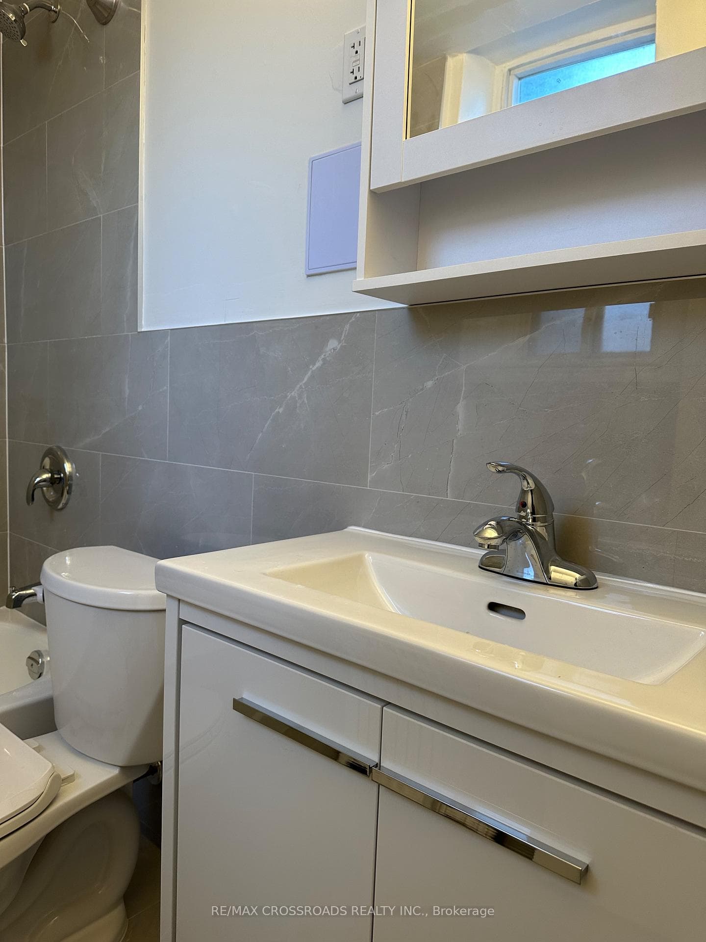 2770 Yonge Street Unit B08 photo 7
