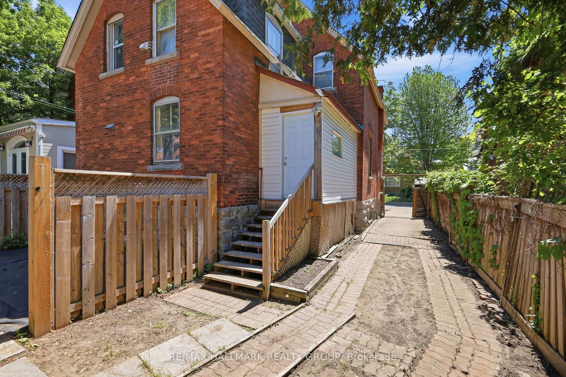 419 BESSERER Street photo 40