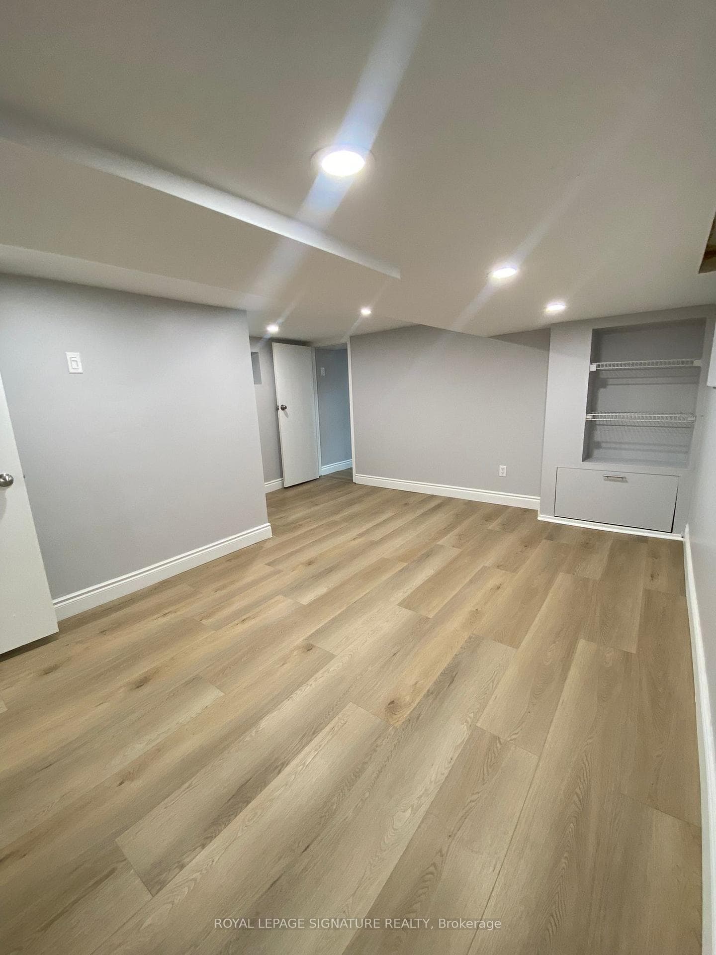 8 Cliff Street Unit Lower photo 12